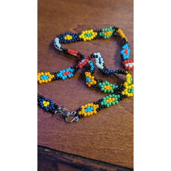 Glass Bead Ceramic Turtle Necklace & 70s Seed Bead Flower Choker - Picture 13 of 14